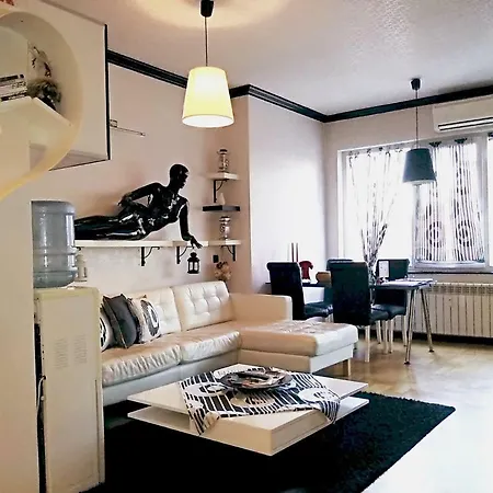 Top Center Luxury Апартаменты *