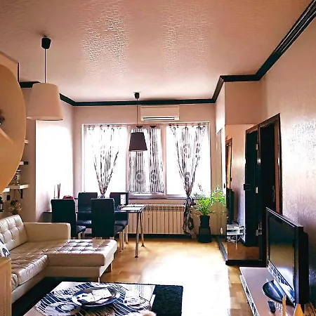 Top Center Luxury София