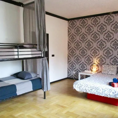 Top Center Luxury Апартаменты